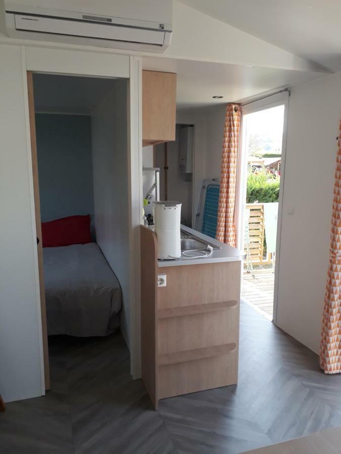 Hotel Mobilhom Herve Condrieu Exteriér fotografie